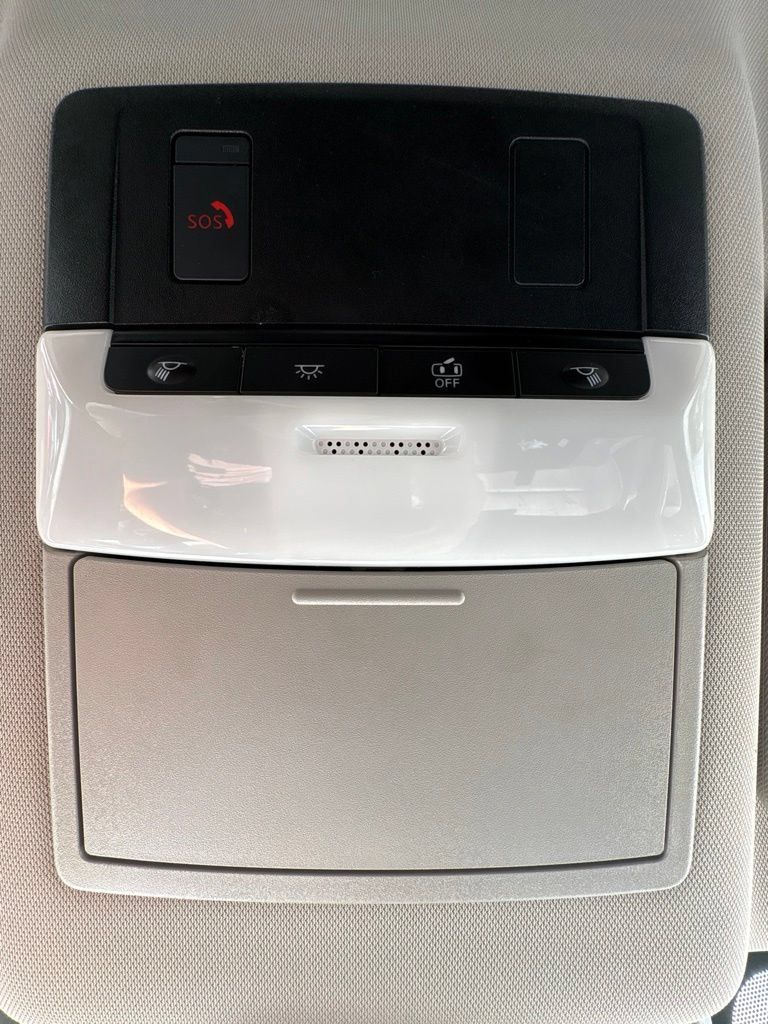Used 2024 Nissan Rogue SV AWD/4WD image 31