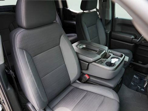 Used 2023 Chevrolet Silverado 1500 Custom AWD/4WD image 32