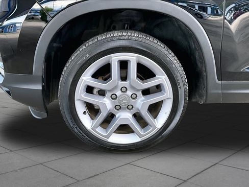 Used 2024 Honda Passport EX-L image 11