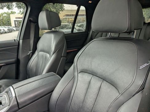 Used 2020 BMW X5 xDrive40i w/ Executive Package image 12