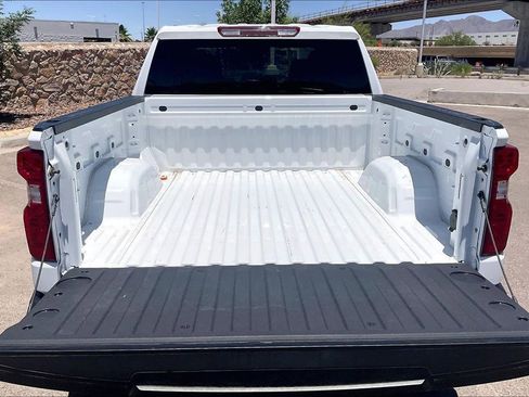 Used 2025 Chevrolet Silverado 1500 Custom Trail Boss AWD/4WD image 18
