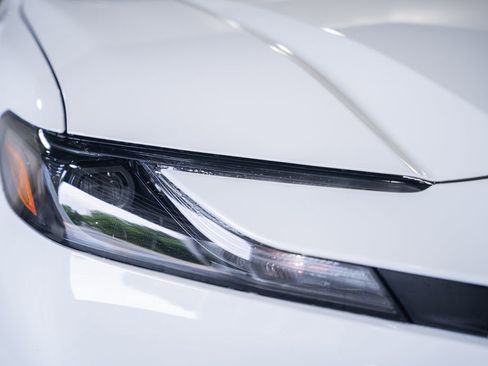New 2026 Toyota Camry SE FWD image 12