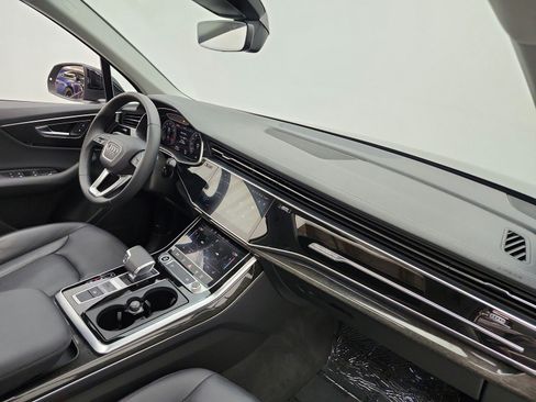 Used 2023 Audi Q7 2.0T Premium AWD/4WD image 19