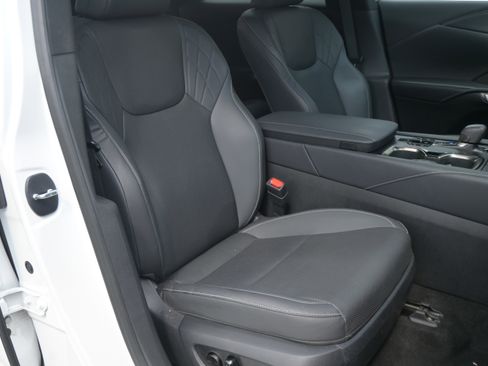 Used 2023 Lexus RX 350 Premium w/ Accessory Package AWD/4WD image 32