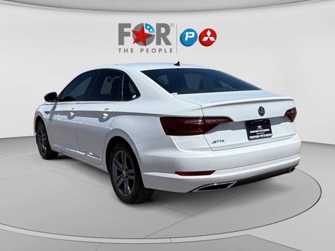 Used 2019 Volkswagen Jetta R-Line FWD image 3
