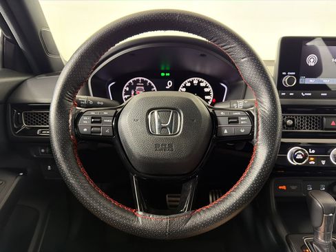 Used 2025 Honda Civic Sport image 9
