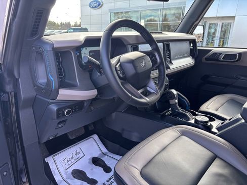 Used 2024 Ford Bronco Wildtrak image 20