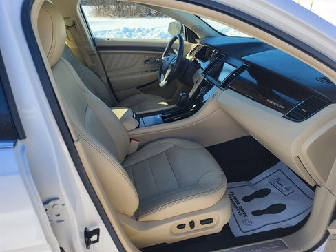 Used 2015 Ford Taurus Limited w/ Equipment Group 301A image 12