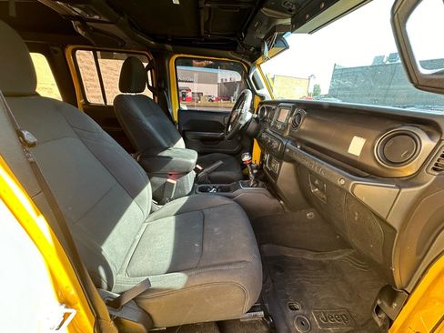 Used 2019 Jeep Wrangler Unlimited Sport AWD/4WD image 11