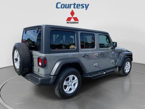Used 2021 Jeep Wrangler Unlimited Sport AWD/4WD image 6