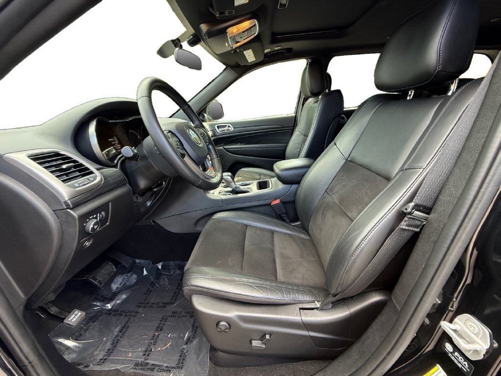 Used 2021 Jeep Grand Cherokee Laredo X AWD/4WD image 9