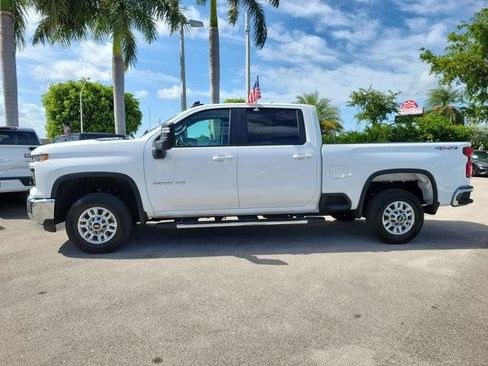 Used 2025 Chevrolet Silverado 2500 LT w/ Convenience Package AWD/4WD image 8