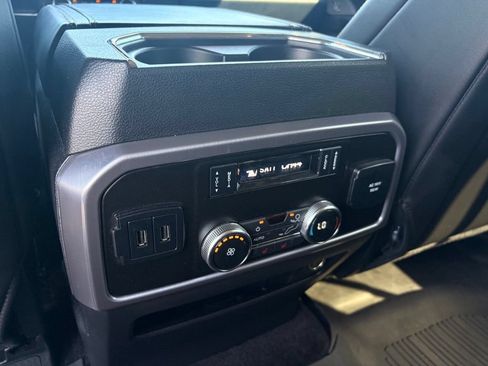 Used 2018 Ford Expedition Platinum AWD/4WD image 30