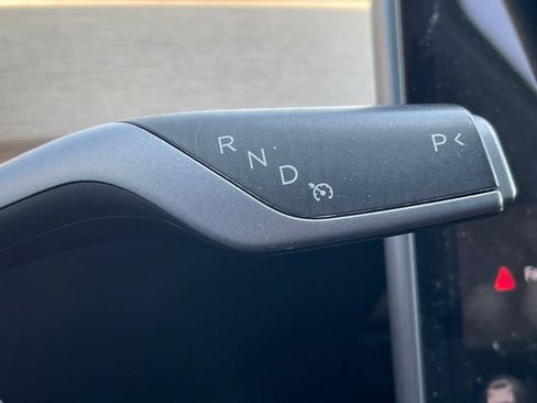 Used 2020 Tesla Model Y Long Range AWD/4WD image 19