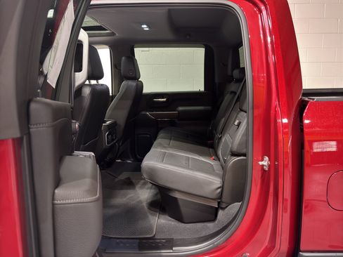 Used 2020 GMC Sierra 3500 Denali w/ Denali Ultimate Package AWD/4WD image 12