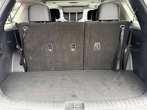 Used 2025 Hyundai Palisade SEL FWD image 13