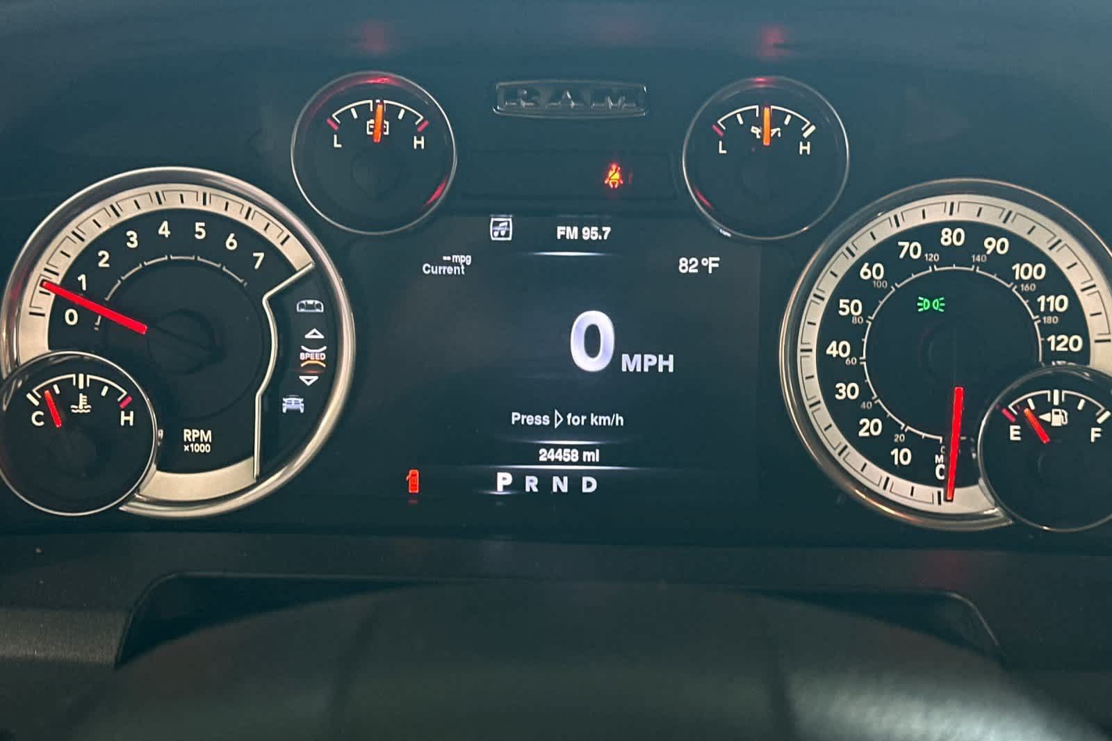 Used 2016 RAM 1500 Big Horn RWD image 24
