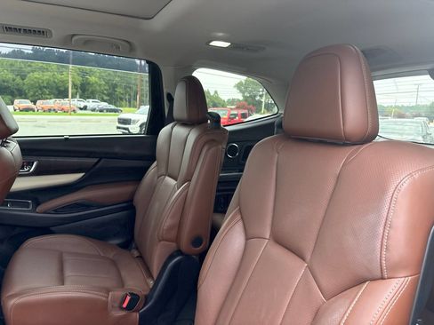 Used 2021 Subaru Ascent Touring w/ Popular Package #2A AWD/4WD image 5