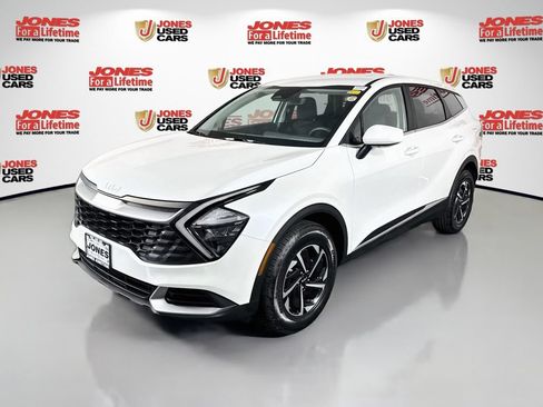 Certified 2023 Kia Sportage LX AWD/4WD image 13