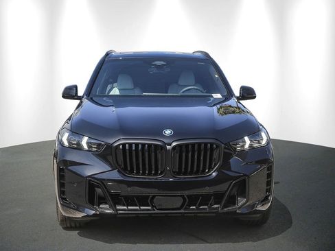 New 2026 BMW X5 xDrive50e w/ M Sport Package AWD/4WD image 2