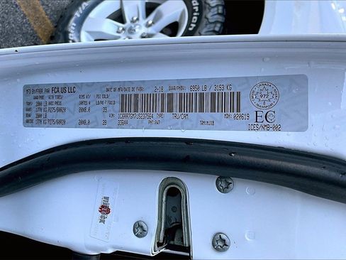 Used 2018 RAM 1500 Outdoorsman image 19