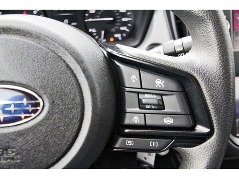 Used 2024 Subaru Crosstrek 2.0i AWD/4WD image 16