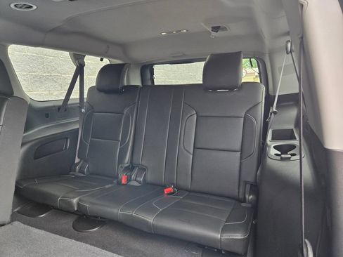 Used 2019 Chevrolet Suburban LT AWD/4WD image 42