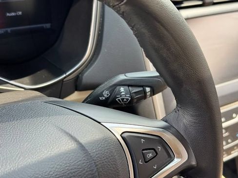 Used 2014 Ford Fusion SE w/ Equipment Group 202A FWD image 27