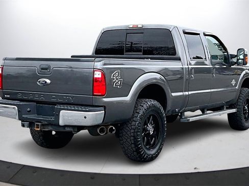 Used 2015 Ford F250 Lariat w/ Chrome Package image 8
