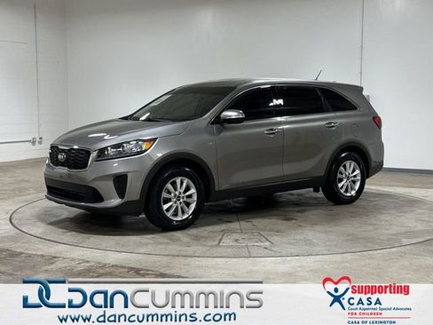 Used 2019 Kia Sorento AWD V6 image 1