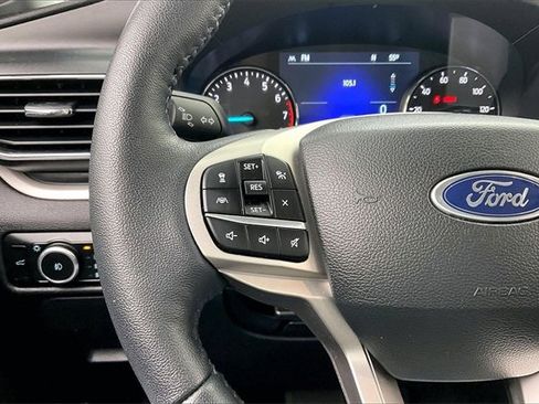 Used 2023 Ford Explorer XLT w/ Equipment Group 202A image 22