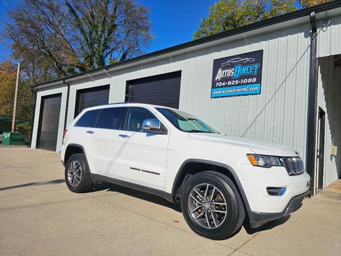 Used 2017 Jeep Grand Cherokee Limited image 7
