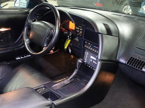 Used 1992 Chevrolet Corvette Coupe image 19