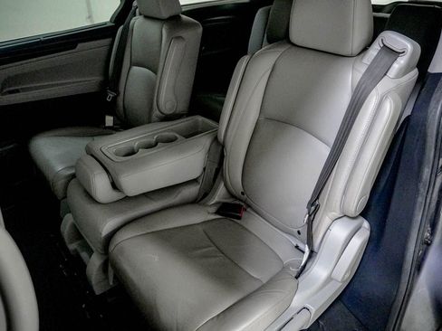 Used 2019 Honda Odyssey EX-L image 37