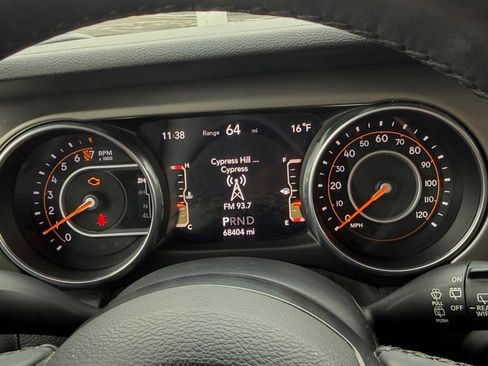 Used 2018 Jeep Wrangler Unlimited Sport S image 22