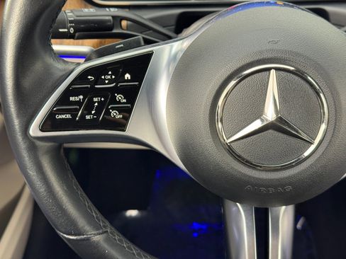 Used 2023 Mercedes-Benz C 300 Sedan w/ Exclusive Trim Package image 22