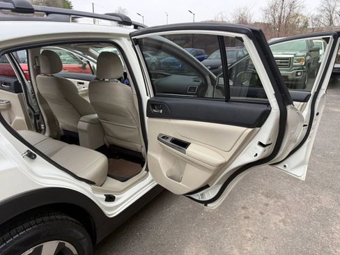 Used 2015 Subaru Crosstrek Touring image 17