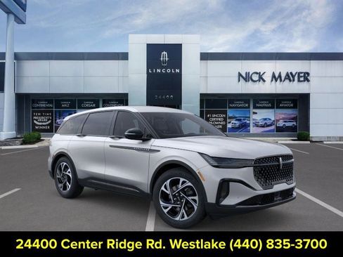 New 2026 Lincoln Nautilus Premier w/ Jet Appearance Package image 7