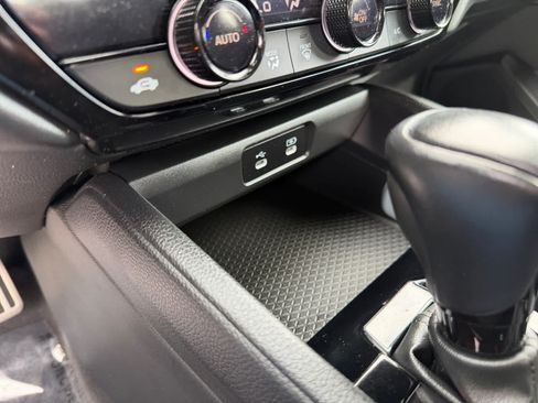 Used 2023 Honda Accord Sport image 22