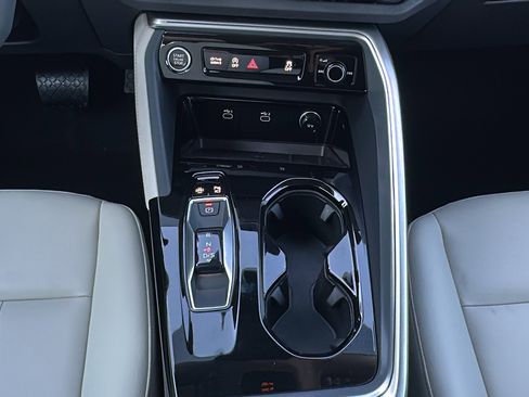 New 2025 Audi Q5 Premium image 19