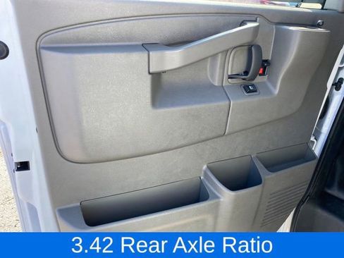 Certified 2024 Chevrolet Express 2500 Extended image 13