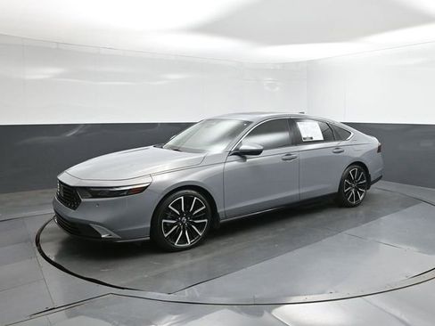 Used 2025 Honda Accord Touring image 34