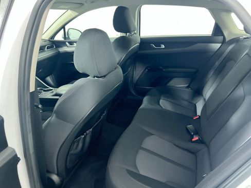 Used 2022 Kia K5 LXS image 27