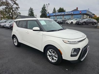 Used 2022 Kia Soul LX w/ Technology Package