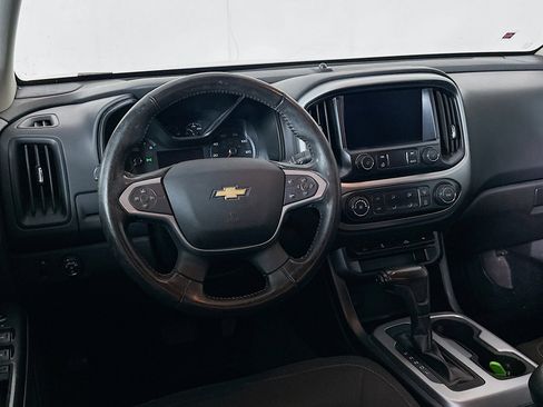 Used 2020 Chevrolet Colorado LT w/ LT Convenience Package image 17