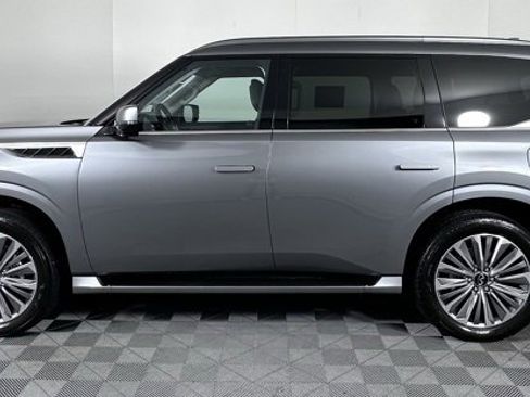Certified 2025 INFINITI QX80 Sensory image 5