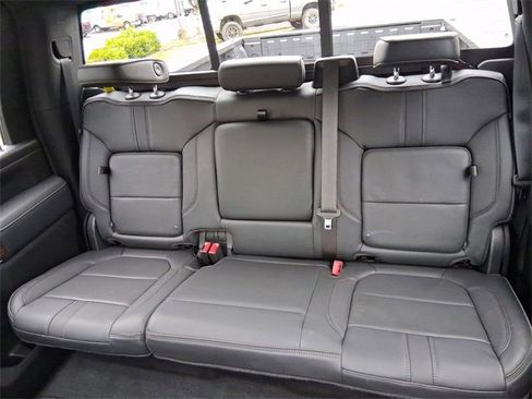 Used 2022 Chevrolet Silverado 2500 High Country w/ Z71 Off-Road Package image 13