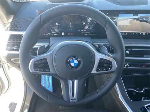 New 2025 BMW X7 M60i w/ Climate Comfort Package image 20