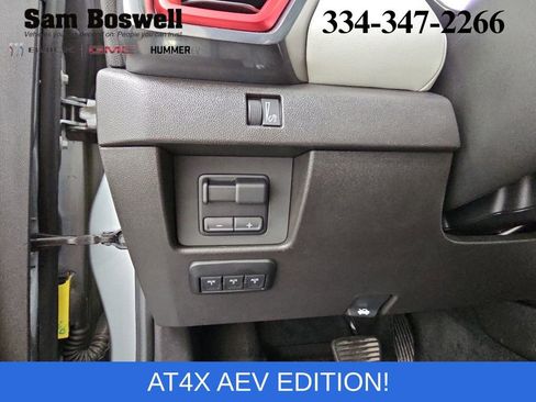 Used 2024 GMC Canyon AT4X w/ AT4X AEV Edition AWD/4WD image 28