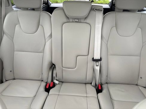 Certified 2025 Volvo XC90 T8 Plus w/ Protection Package Premier AWD/4WD image 30